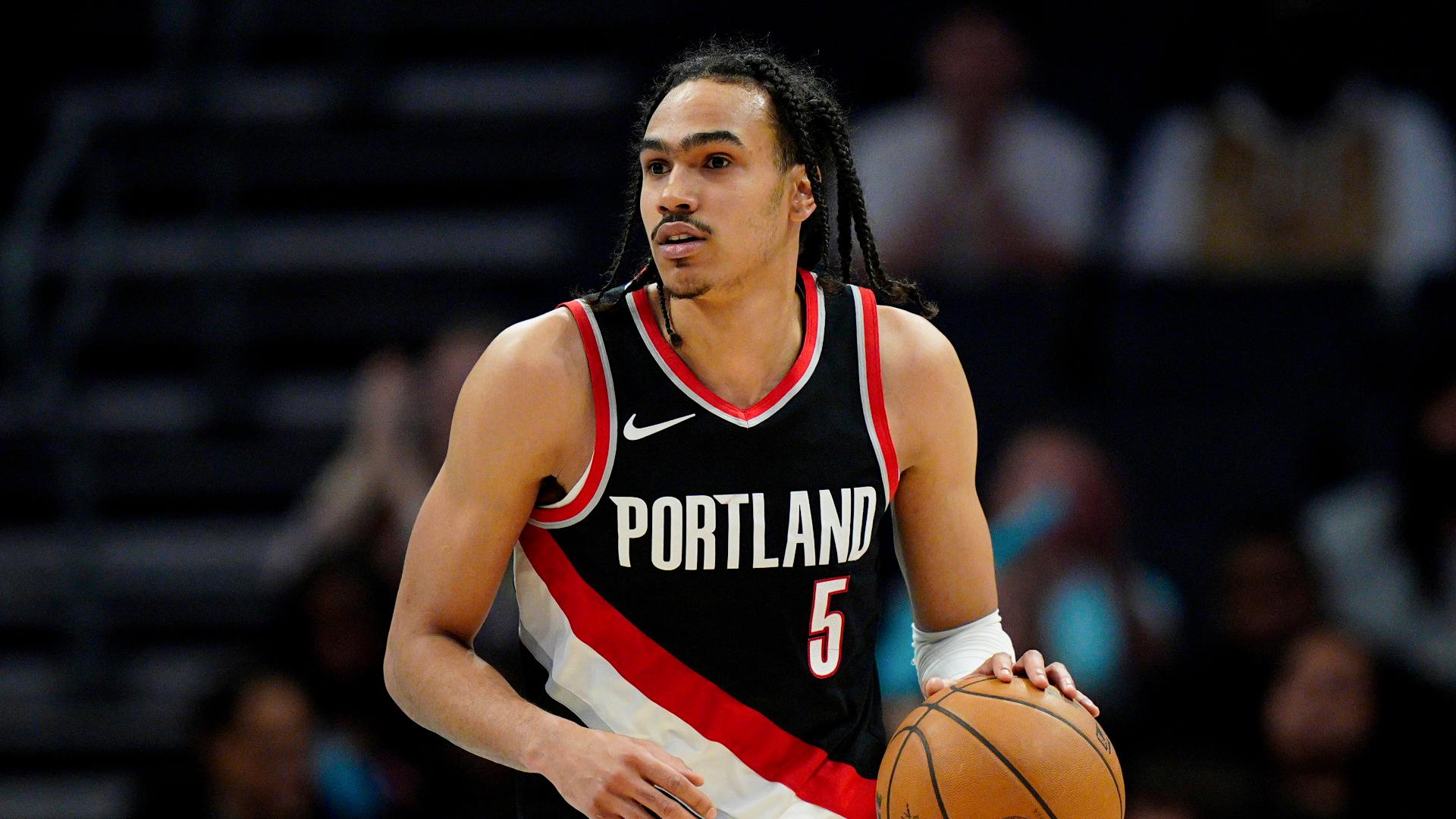 Blazers Bring Back Dalano Banton, Exercise Team Option | Kgw.com