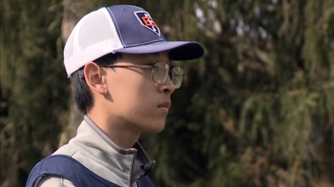 Parkrose High School senior caddie earns scholarship - Vimarsana News