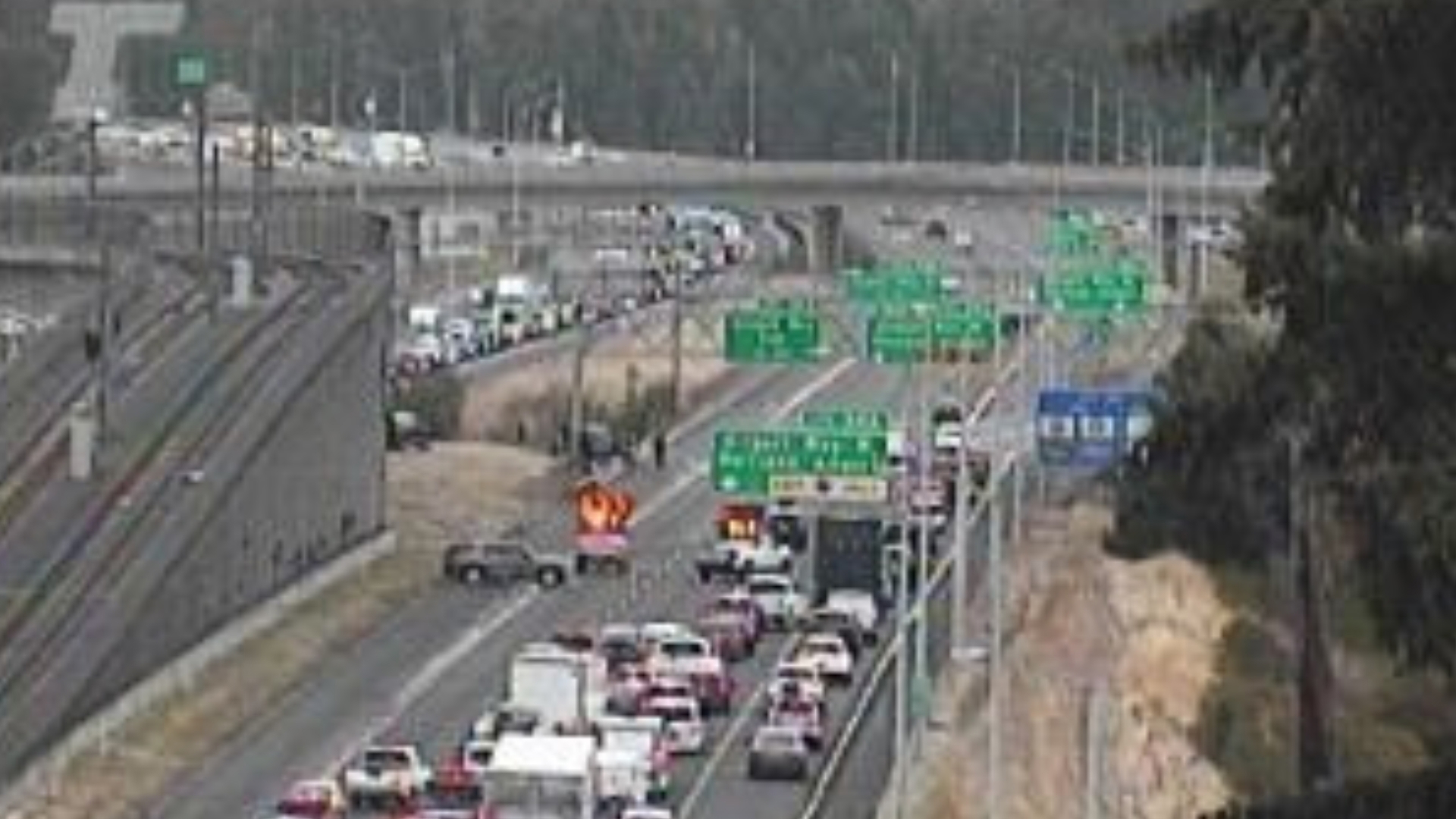 Severe injury crash snarls traffic on I-205 near Airport Way