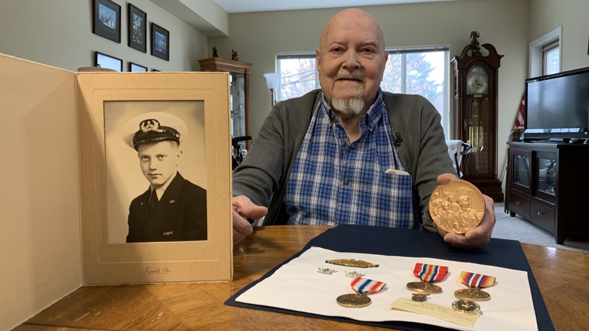 After he was honored in 2020, Thorne Hilt recently received the medal, the Congressional Gold Medal, the highest honor a civilian can be awarded by Congress.