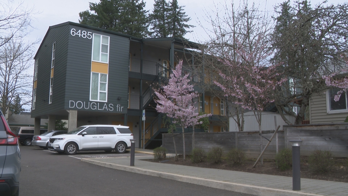 Meeting with Trump homelessness advisor leaves Multnomah County bracing ...