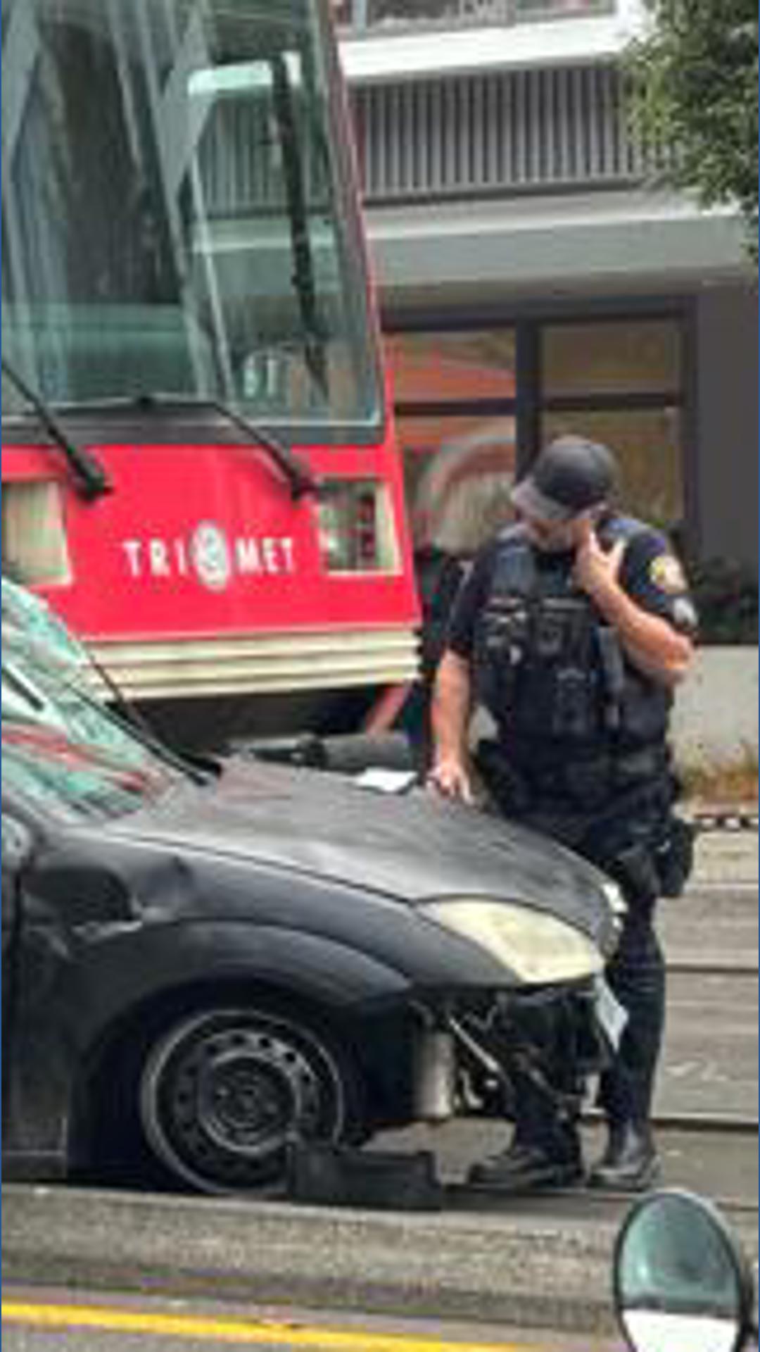 Driver hospitalized after MAX train crash in North Portland | kgw.com