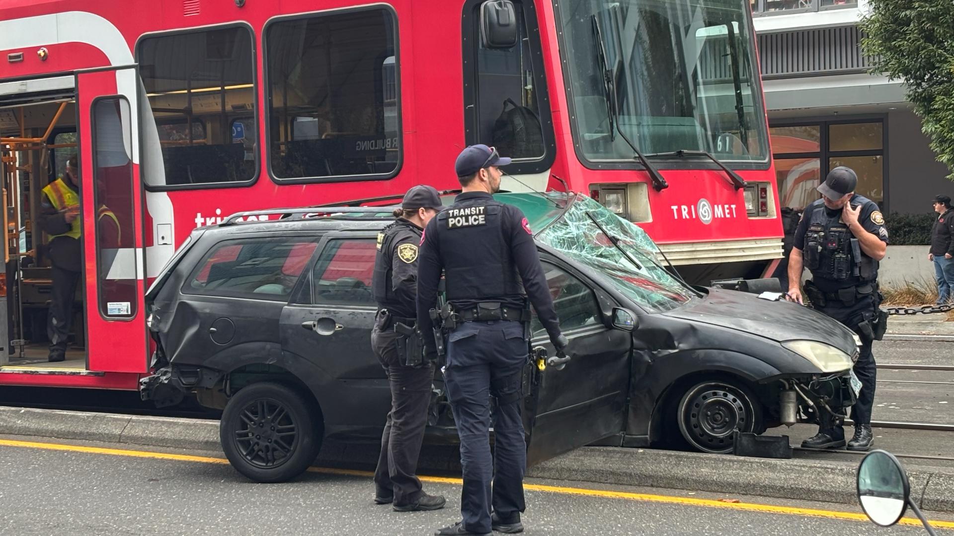 Driver hospitalized after MAX train crash in North Portland | kgw.com