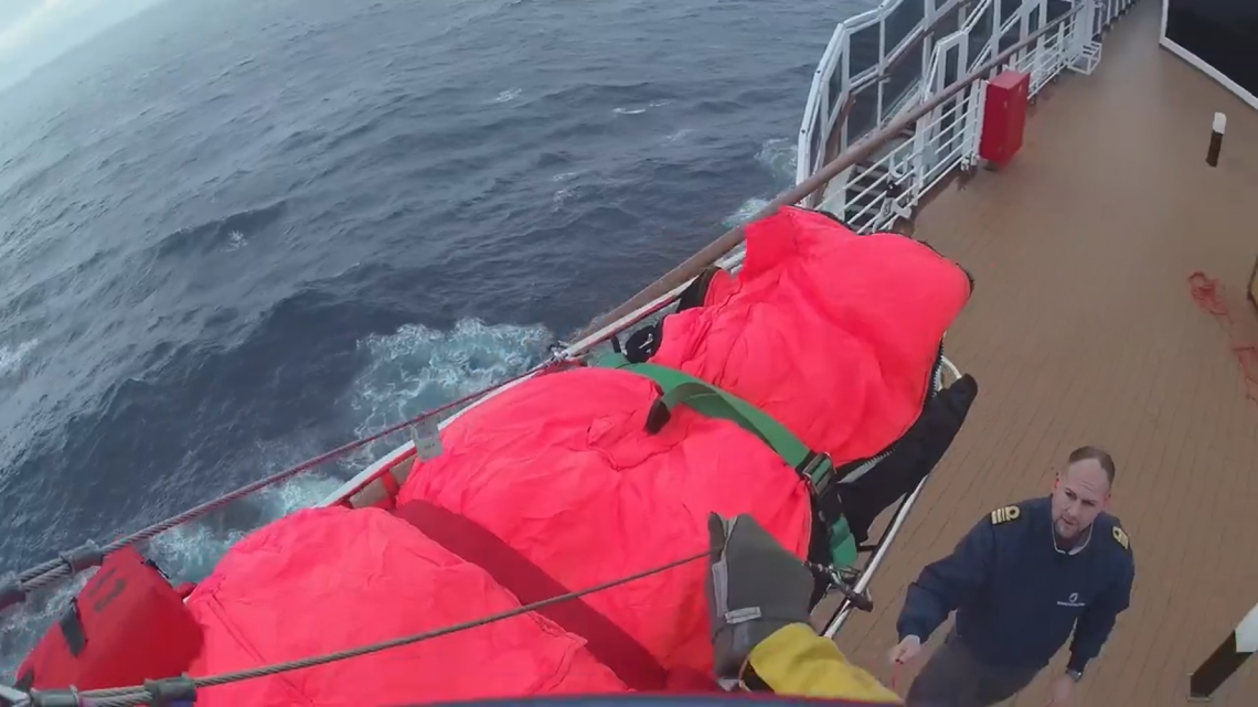 Injured man rescued from cruise ship off northern Oregon Coast - Vimarsana News