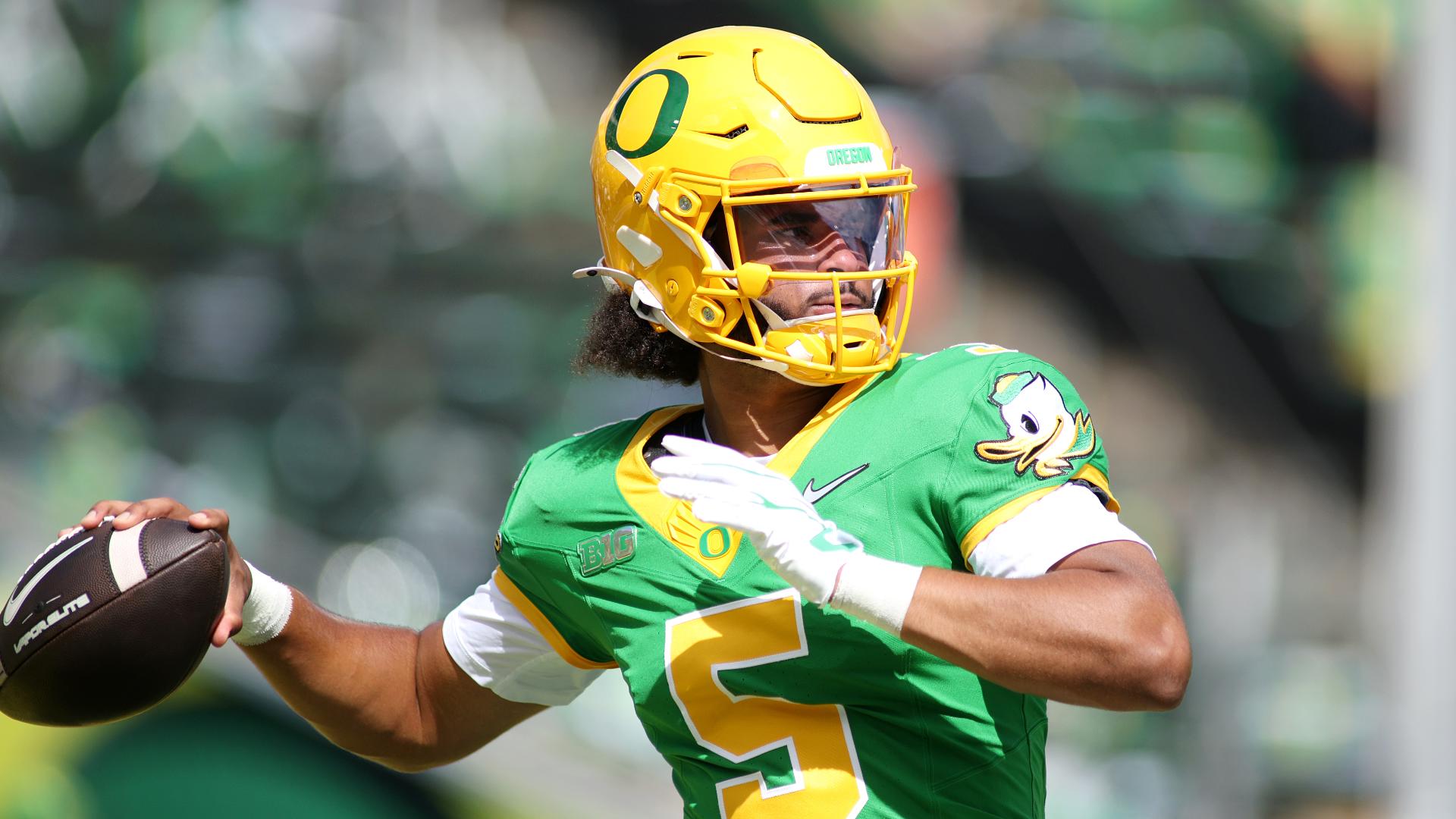 Oregon quarterback Dante Moore out for rest of season, Dan Lanning says