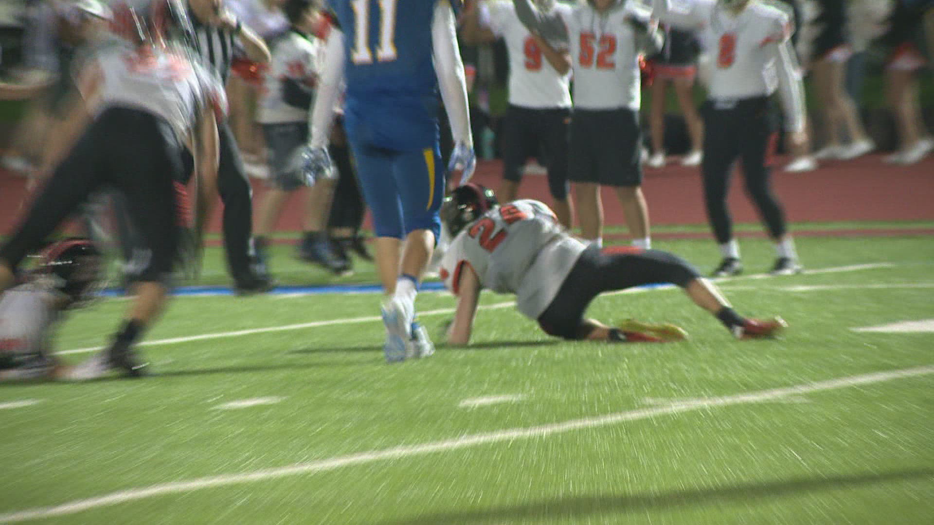 Highlights: No. 12 Barlow comes back to beat No. 21 Beaverton 28-24 in the first round of the 6A OSAA playoffs on Nov. 2, 2018.