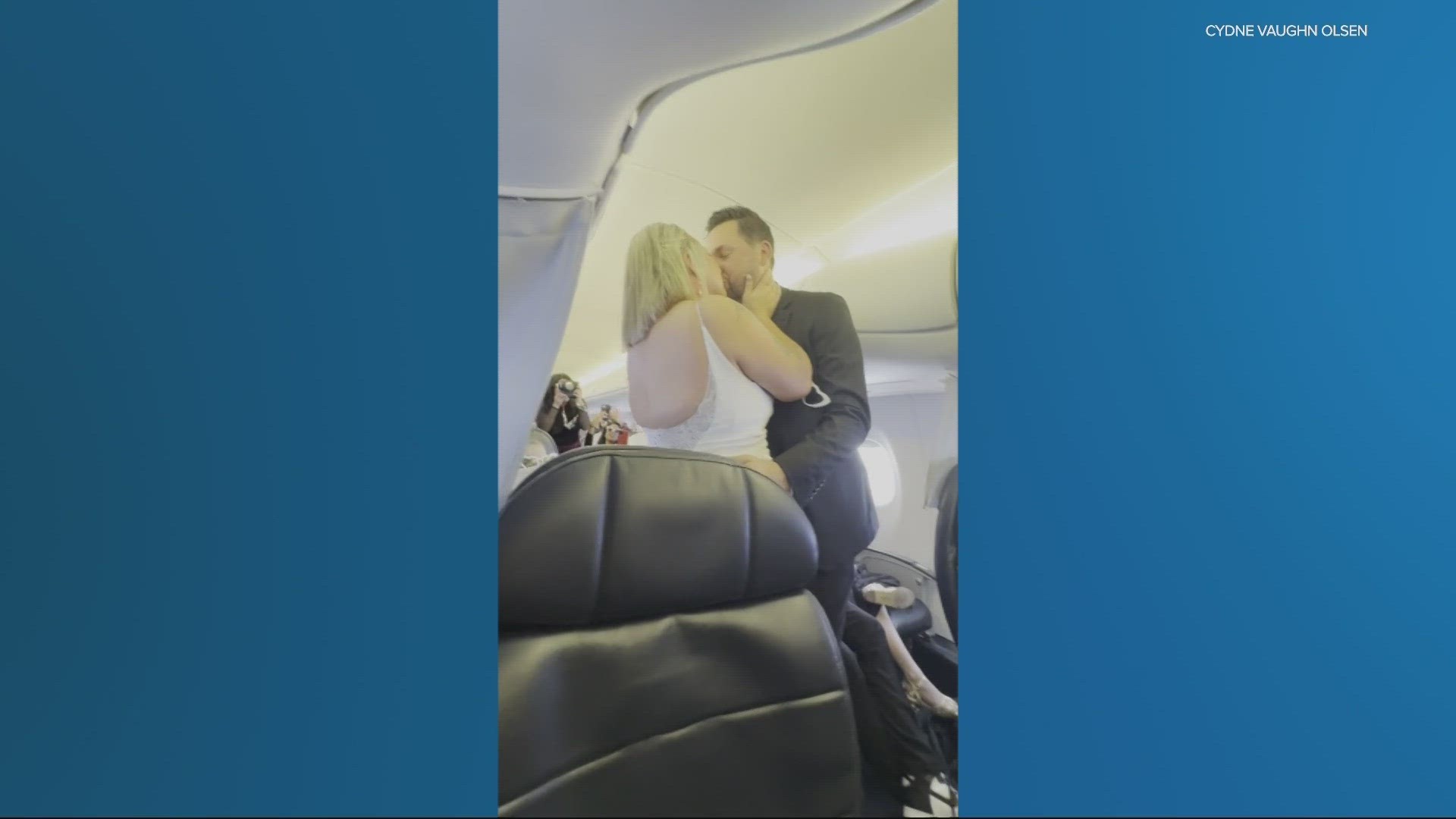 Portland couple gets married aboard Alaska Airlines flight