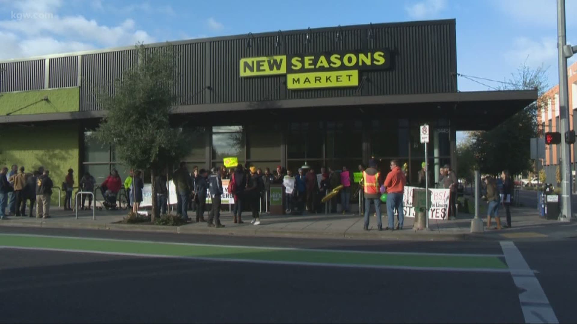 Some New Seasons workers push for union