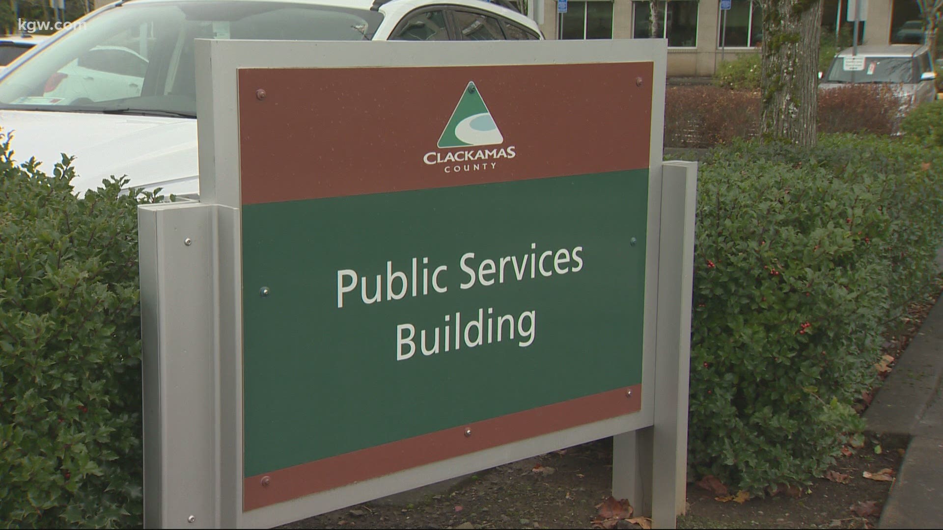 In Clackamas County, some people in the public eye are challenging the governor’s safety guidelines. Tim Gordon reports.