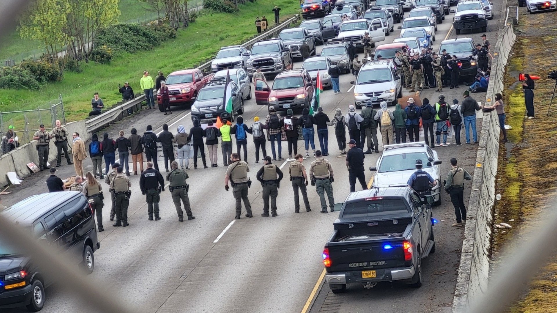A protest outside Intel's campus in Hillsboro called for a ceasefire in Gaza. In Eugene, 52 people were arrested after protesters blocked I-5's southbound lanes.