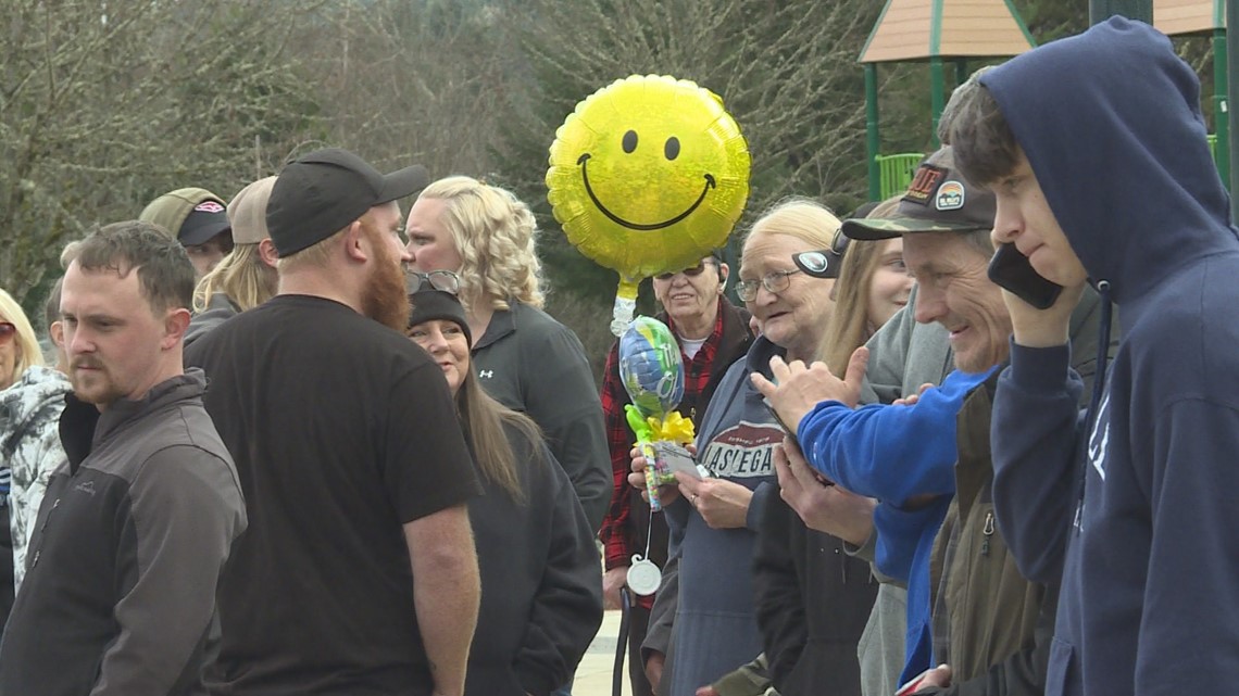 Community shows support for teen with autism attacked in Sweet Home - Vimarsana News