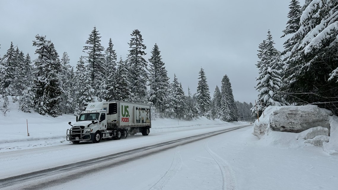 Snow in the Cascades; mix of rain and snow in Portland metro area | kgw.com