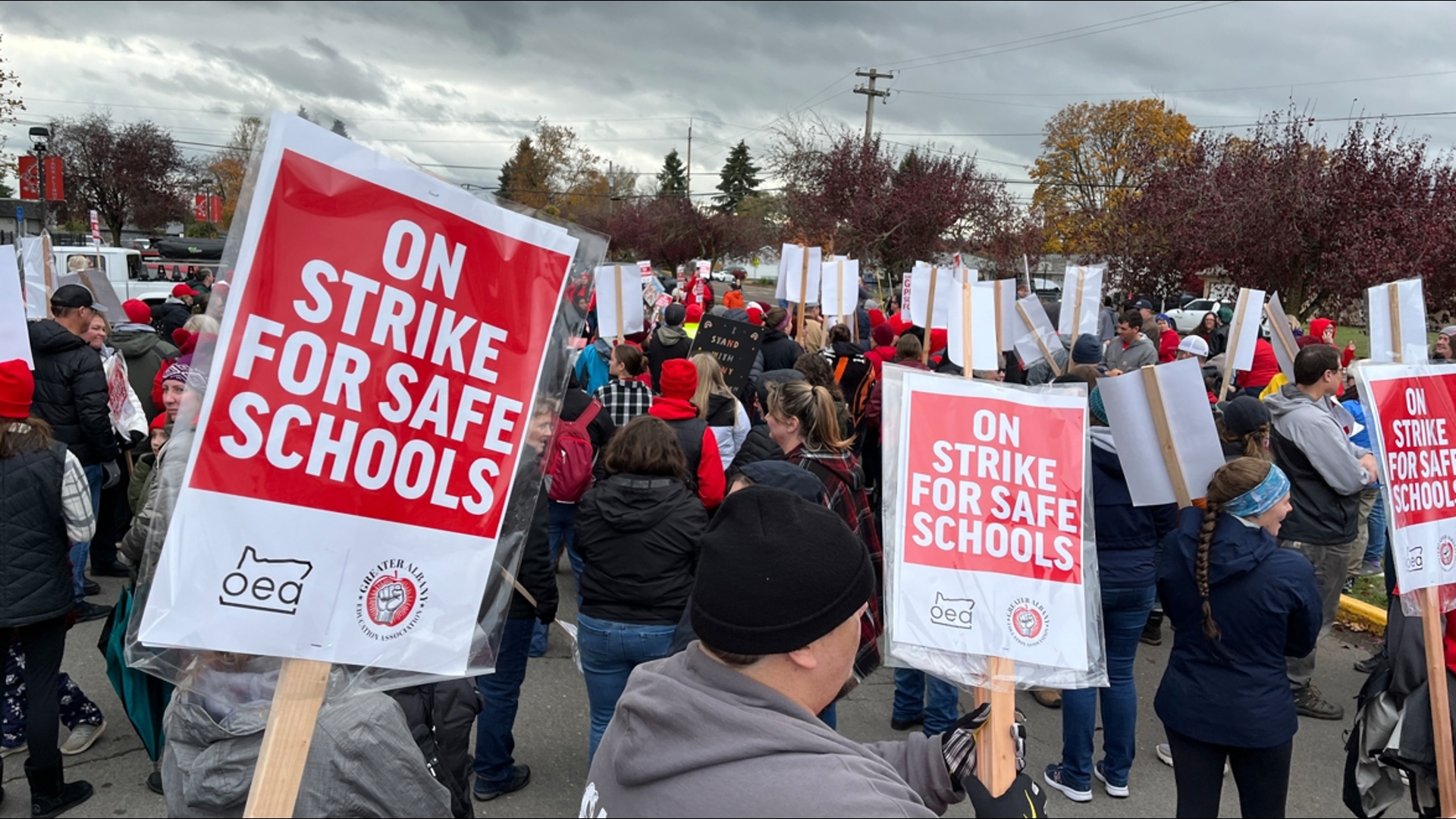 Hundreds of educators in Albany will return to the picket line Wednesday morning as the union and the district resume negotiations.