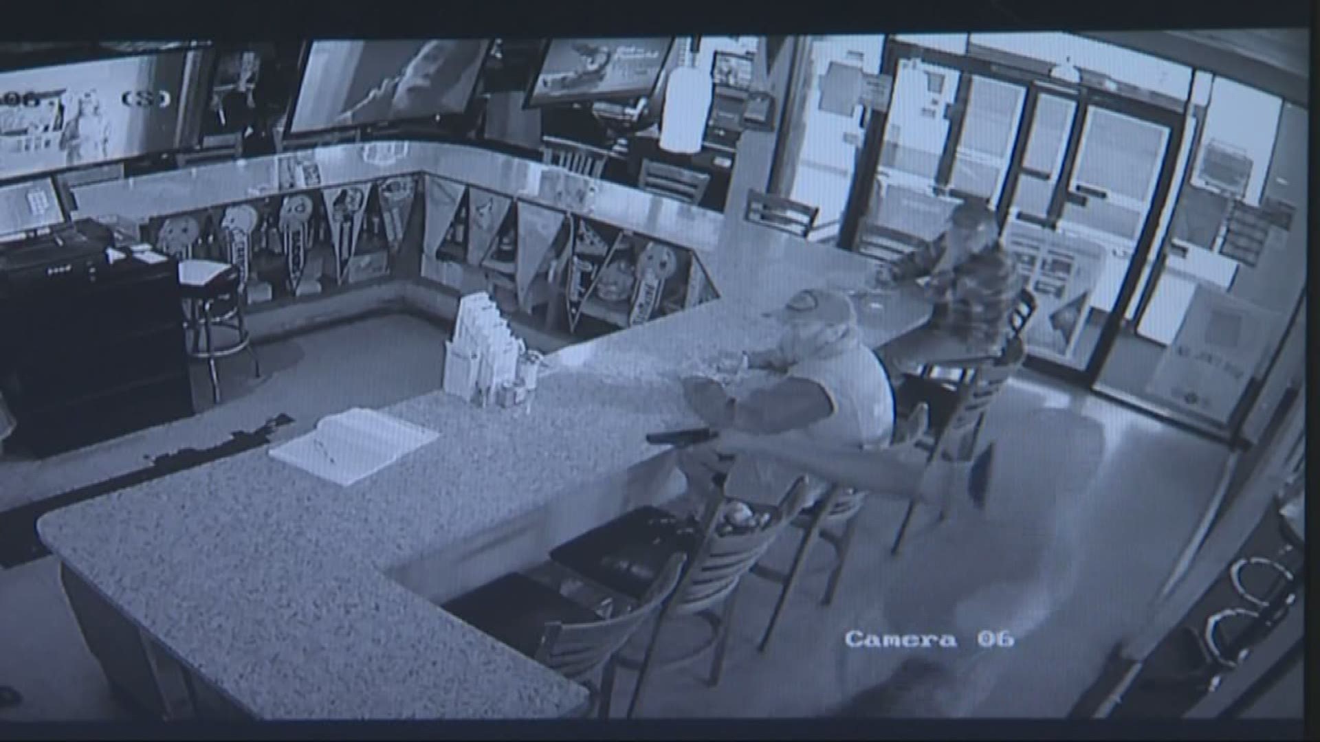 Armed robbery attempt at Pappy's Bar