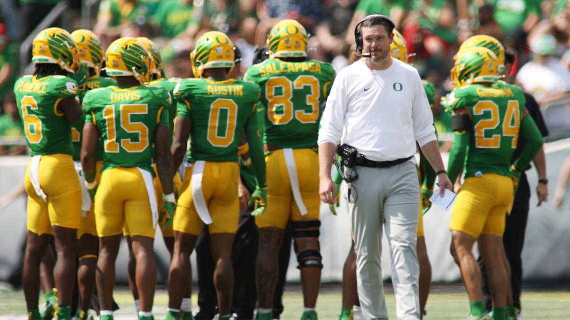 Oregon, Oklahoma State Coaches Clash Over Football Spending Ahead Match