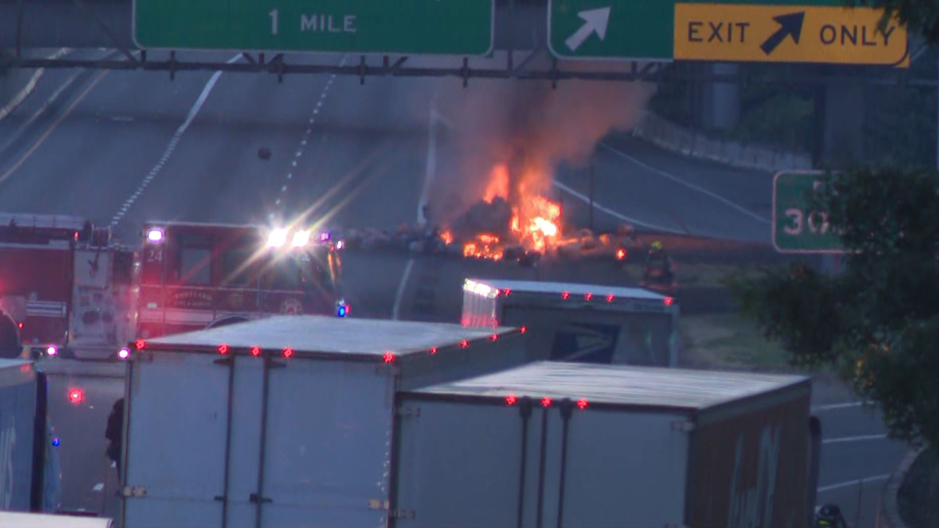 A vehicle fire on I-5 in North Portland caused major traffic delays Tuesday morning.