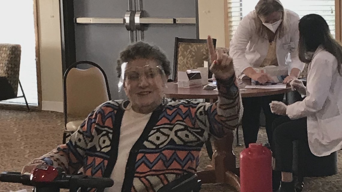 Tigard retirement community holds vaccine clinic - Vimarsana News