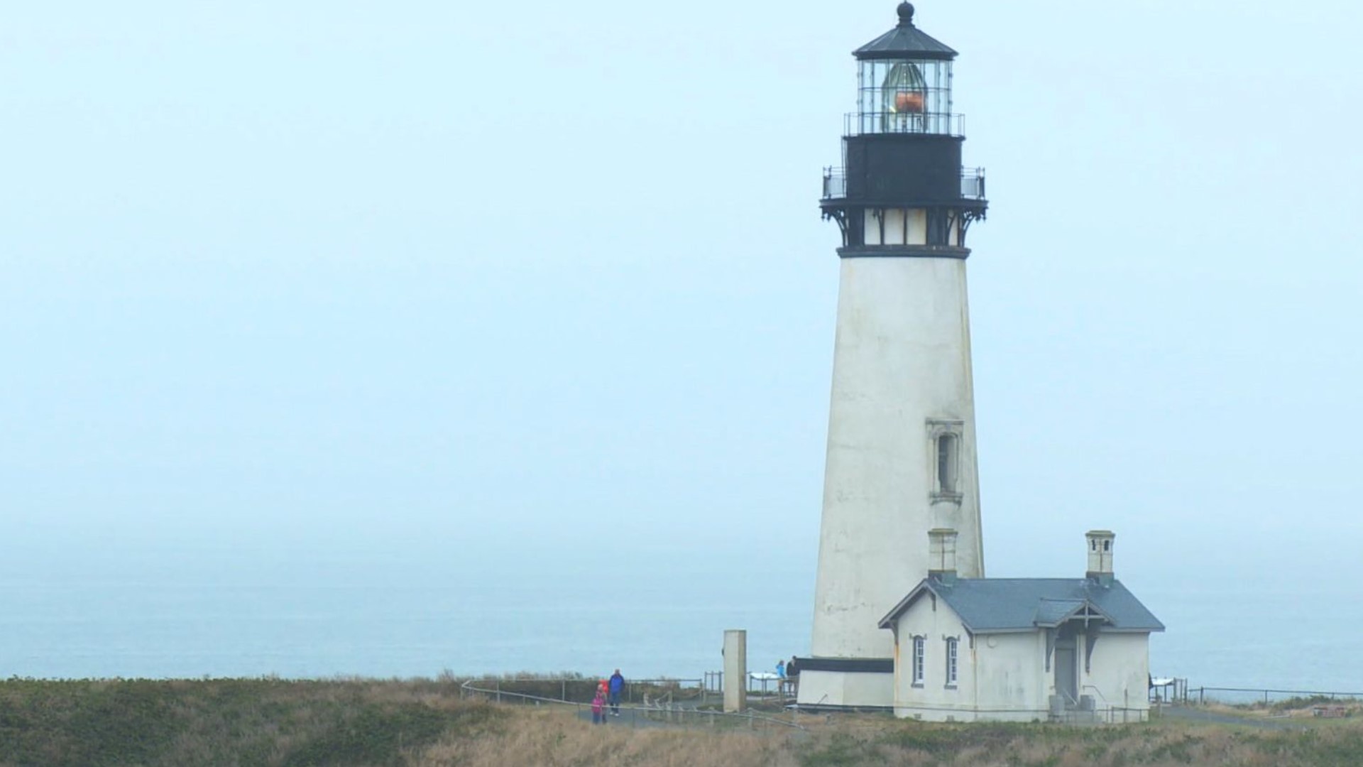 This week, we go inside one of the finest of Oregon’s prized whitewashed wonders that’s also a parkland and a natural area filled with surprises at Yaquina Headland.
