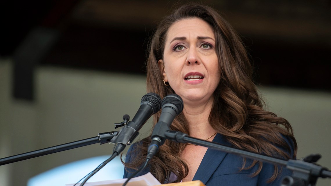 Herrera Beutler faces tough race against Joe Kent in election - Vimarsana News