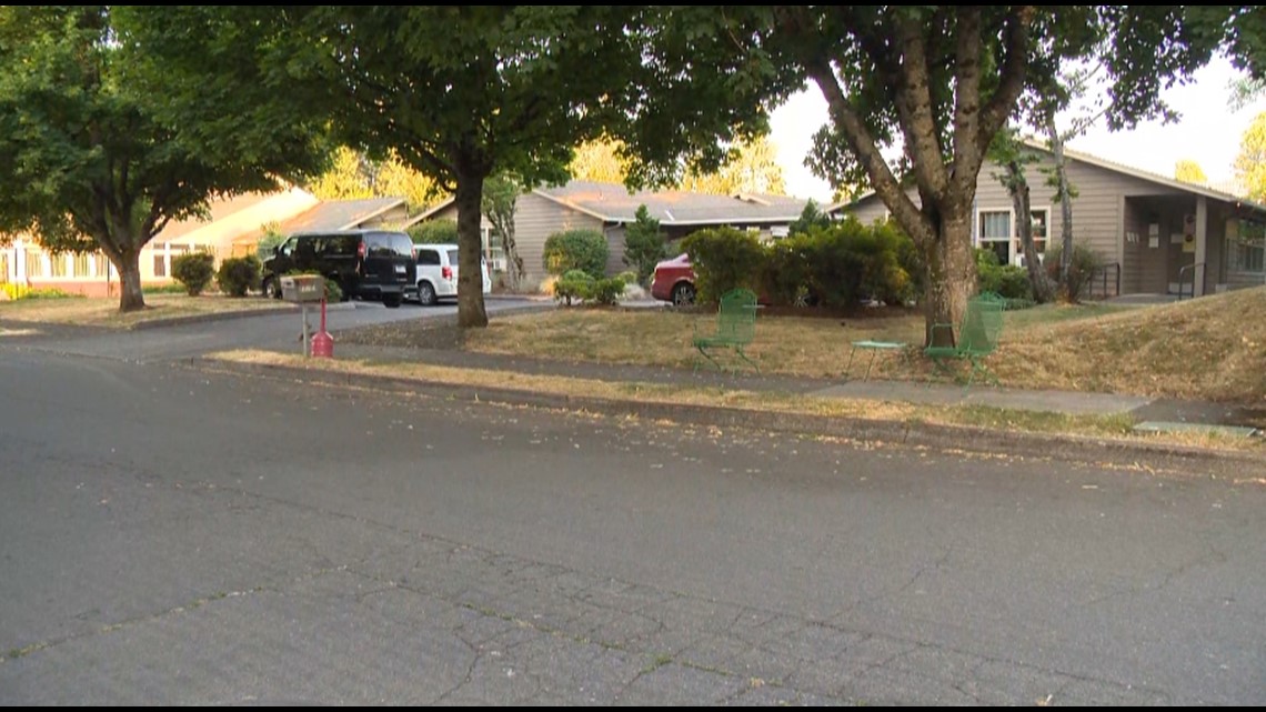 Gresham care facility worker fatally stabbed was working alone - Vimarsana News