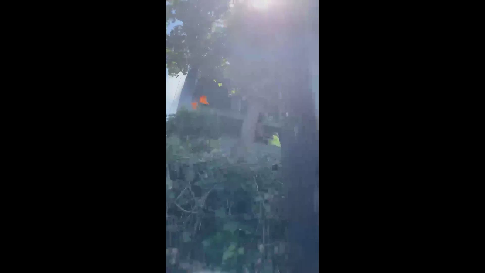 A couple of Salem good samaritans sprang into action to put out a fire when they heard a woman yelling. Video courtesy Braiden Butte.