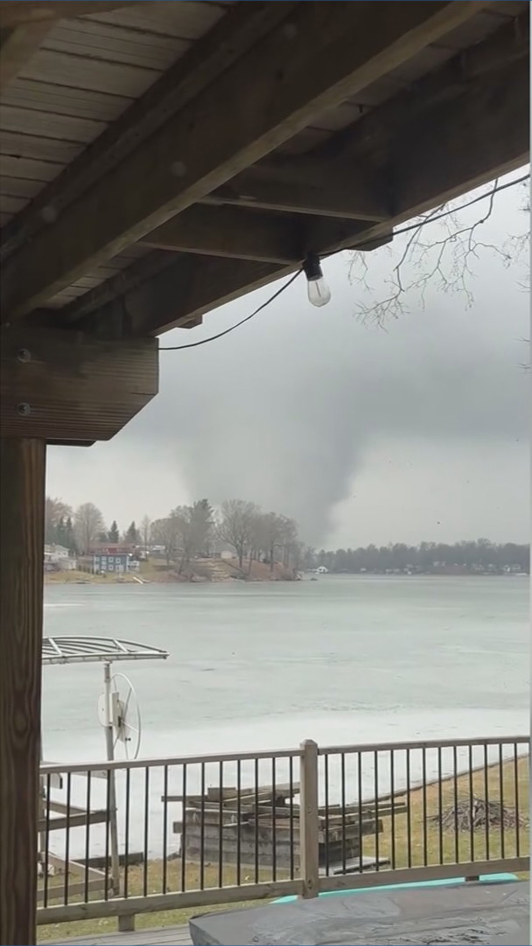 Tornado caught on camera ripping through Michigan | kgw.com