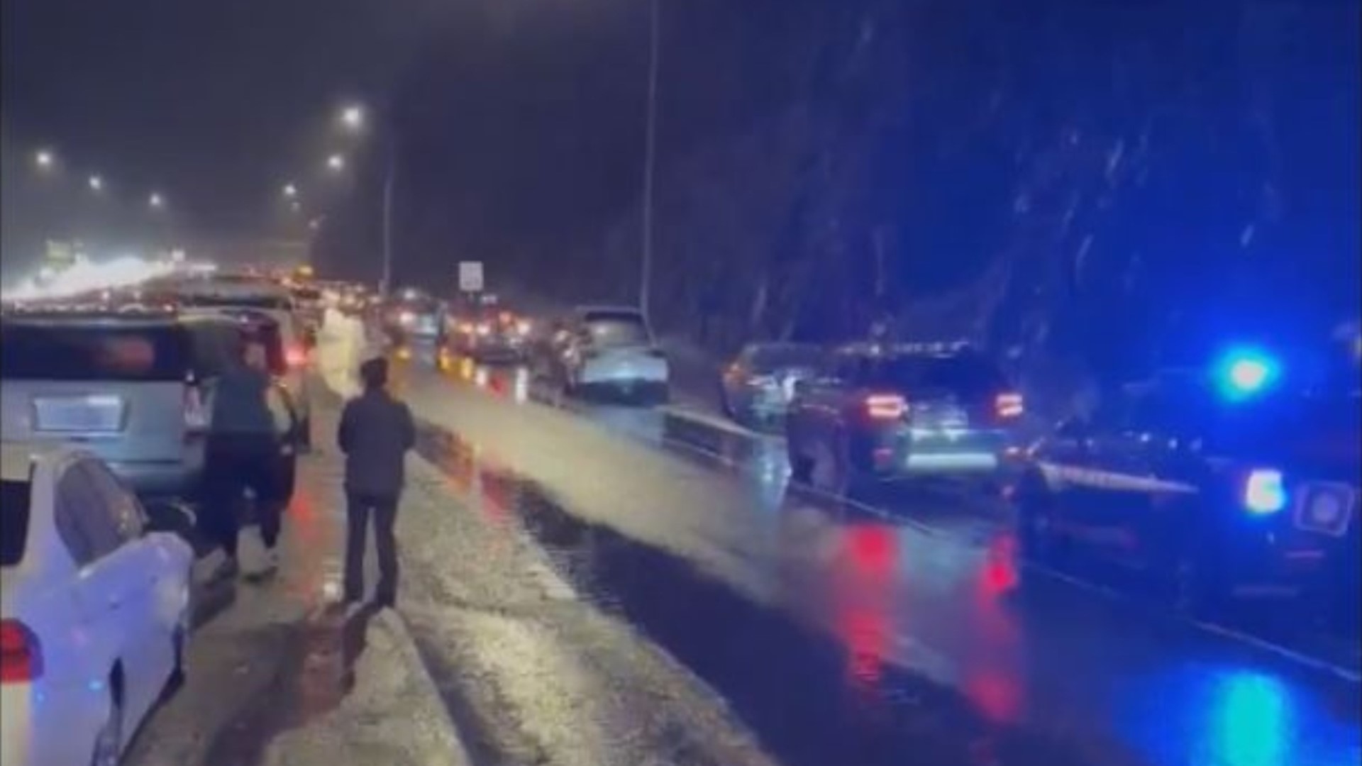 Video shared by KGW viewer Jesse Rubalcava shows multiple cars pulled over on I-205 in the West Linn area. ODOT says around 40 cars may have been damaged.