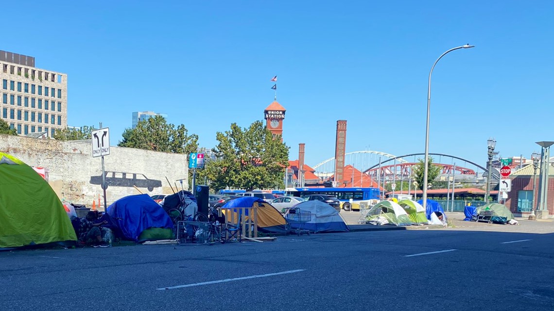 How many homeless people died in Oregon in 1st six months of 2022 - Vimarsana News