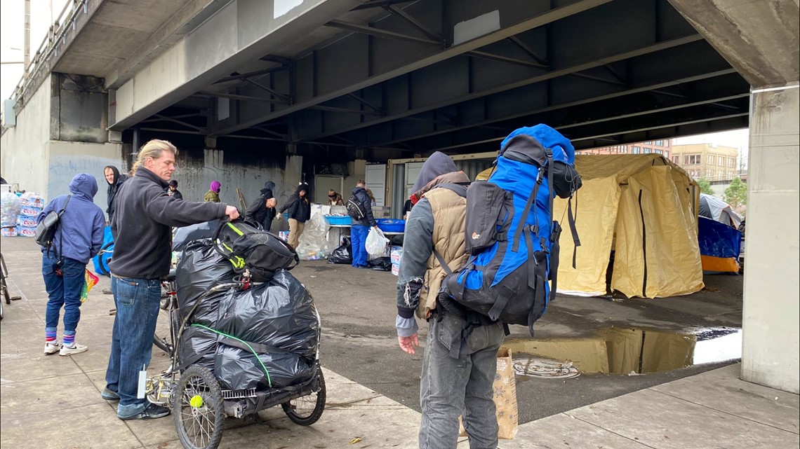Some Central Eastside businesses stop taking cans, bottles - Vimarsana News