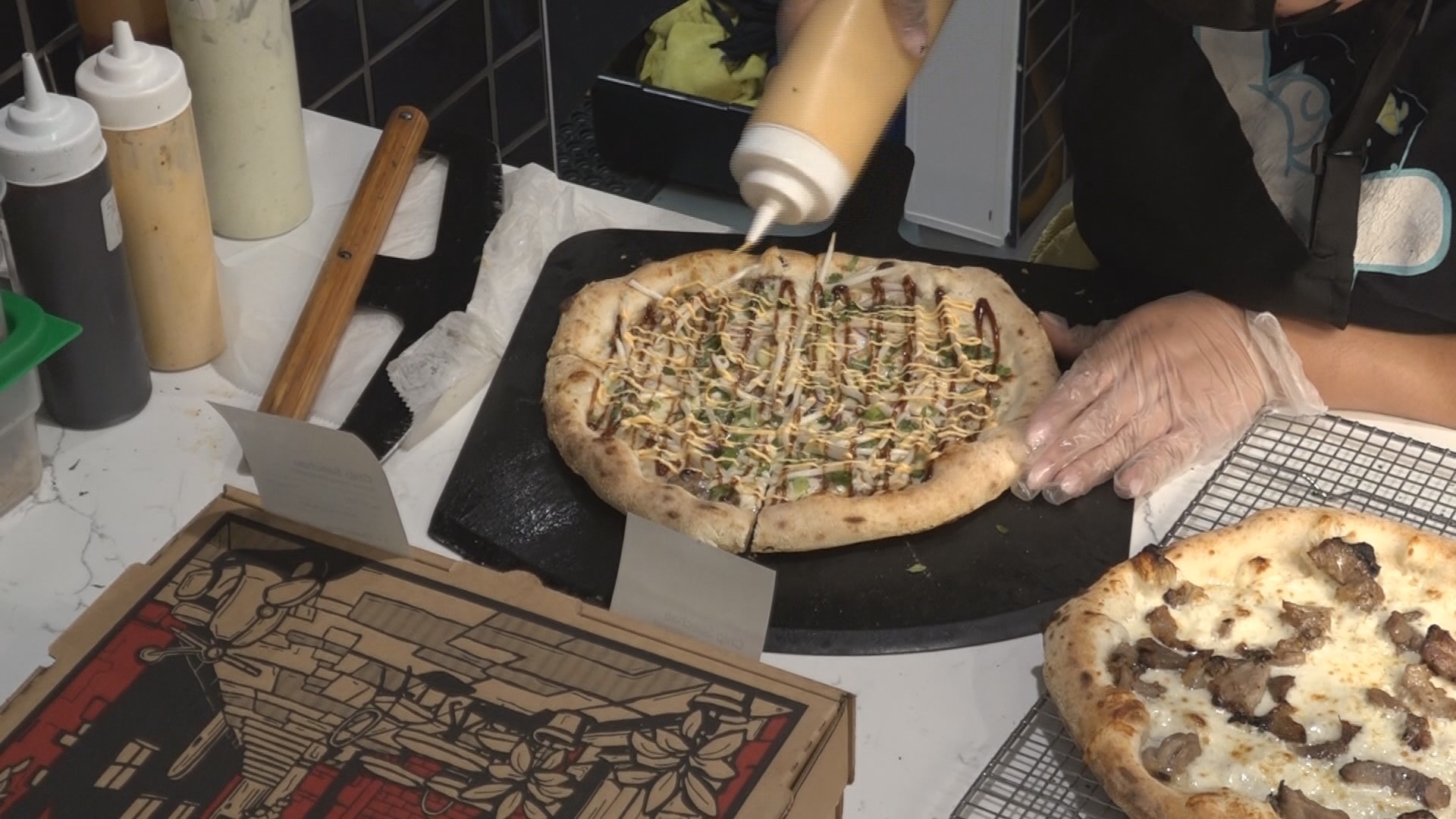 Hapa Pizza in downtown Beaverton blends the flavors of Asian cuisine and traditional Italian pizza. The KGW Sunrise team spoke with the owners and sampled slices.
