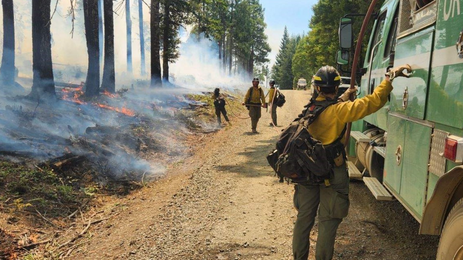 33000 Roses Flat Fire has burned more than 33,000 acres in southern Oregon | kgw.com