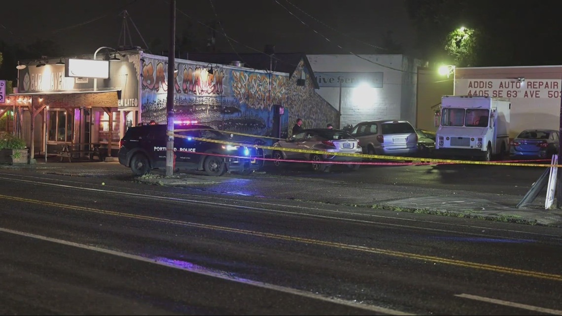 Portland stabbing leaves man dead in parking lot | kgw.com