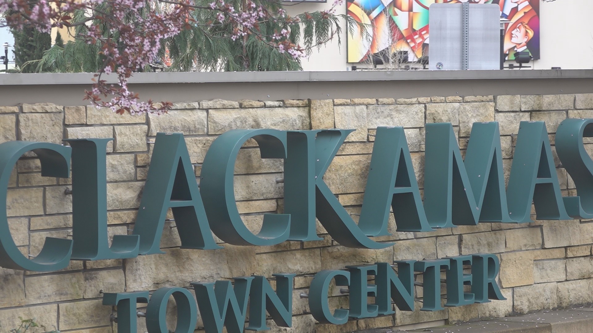 This weekend's bus detours at Clackamas Town Center | kgw.com