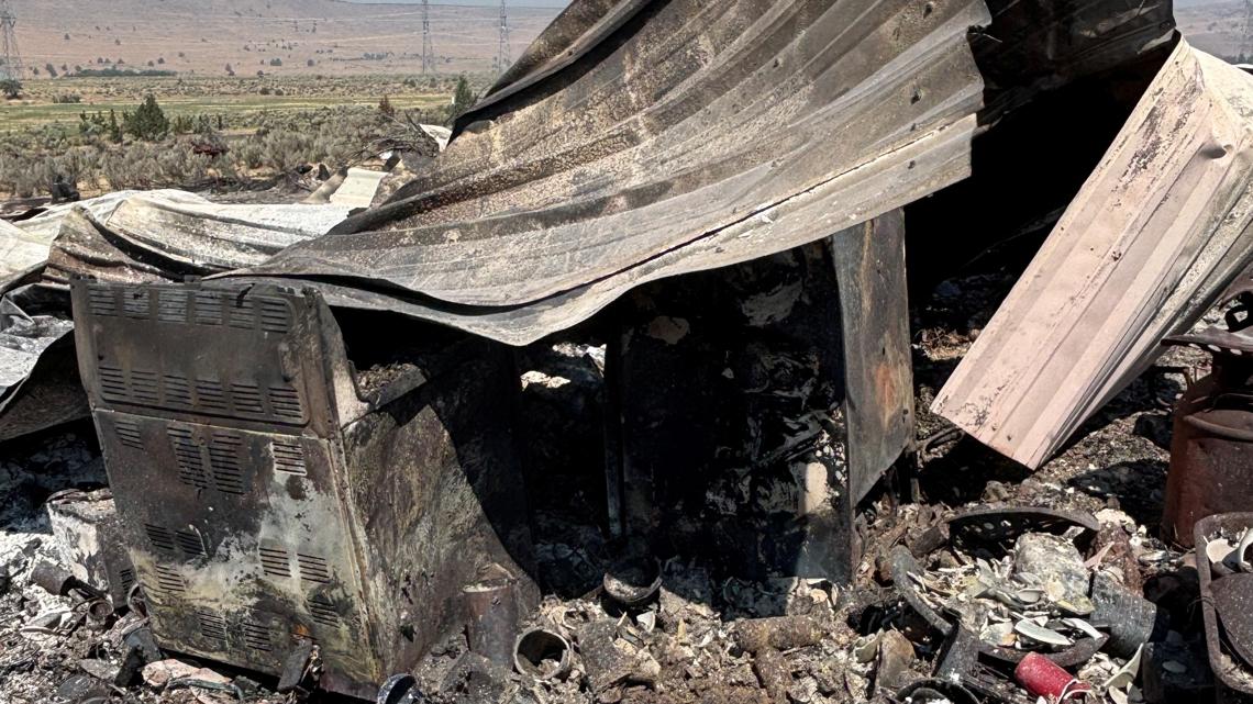 Cram Fire in Central Oregon burns home | kgw.com