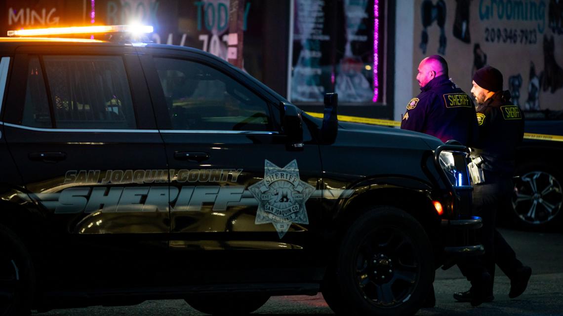 4 dead, 10 wounded in mass shooting at banquet hall in Stockton, California