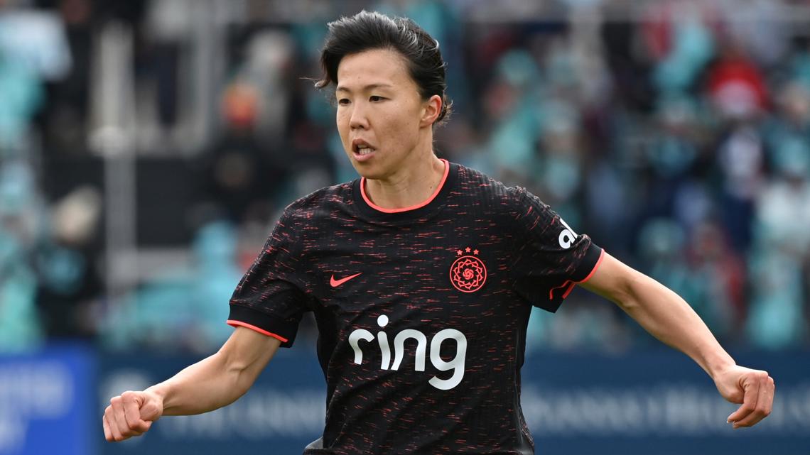 Portland Thorns Trade Midfielder Hina Sugita to Angel City FC for Defender Vignola, $600K