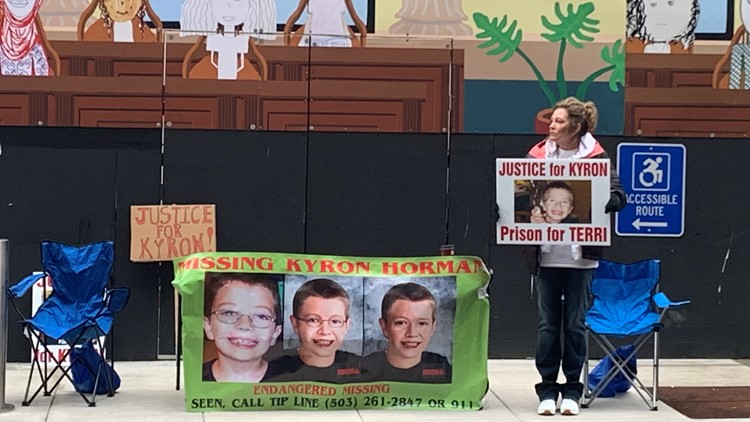 Mother of Kyron Horman holds rally to push District Attorney to take another look at the case