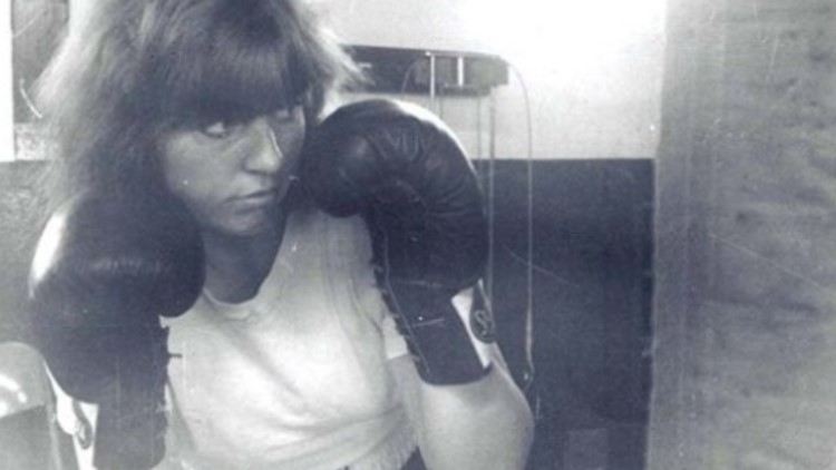 'There's life after cancer': Vancouver woman inducted into West Coast Boxing Hall of Fame, 32 years after beating breast cancer