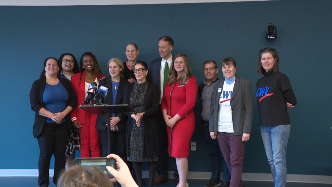 Oregon leaders rally against SAVE Act, saying it will suppress millions of voters