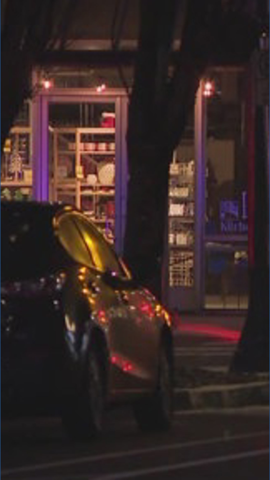 2 Portland police officers hospitalized after suspect fires shots in ...