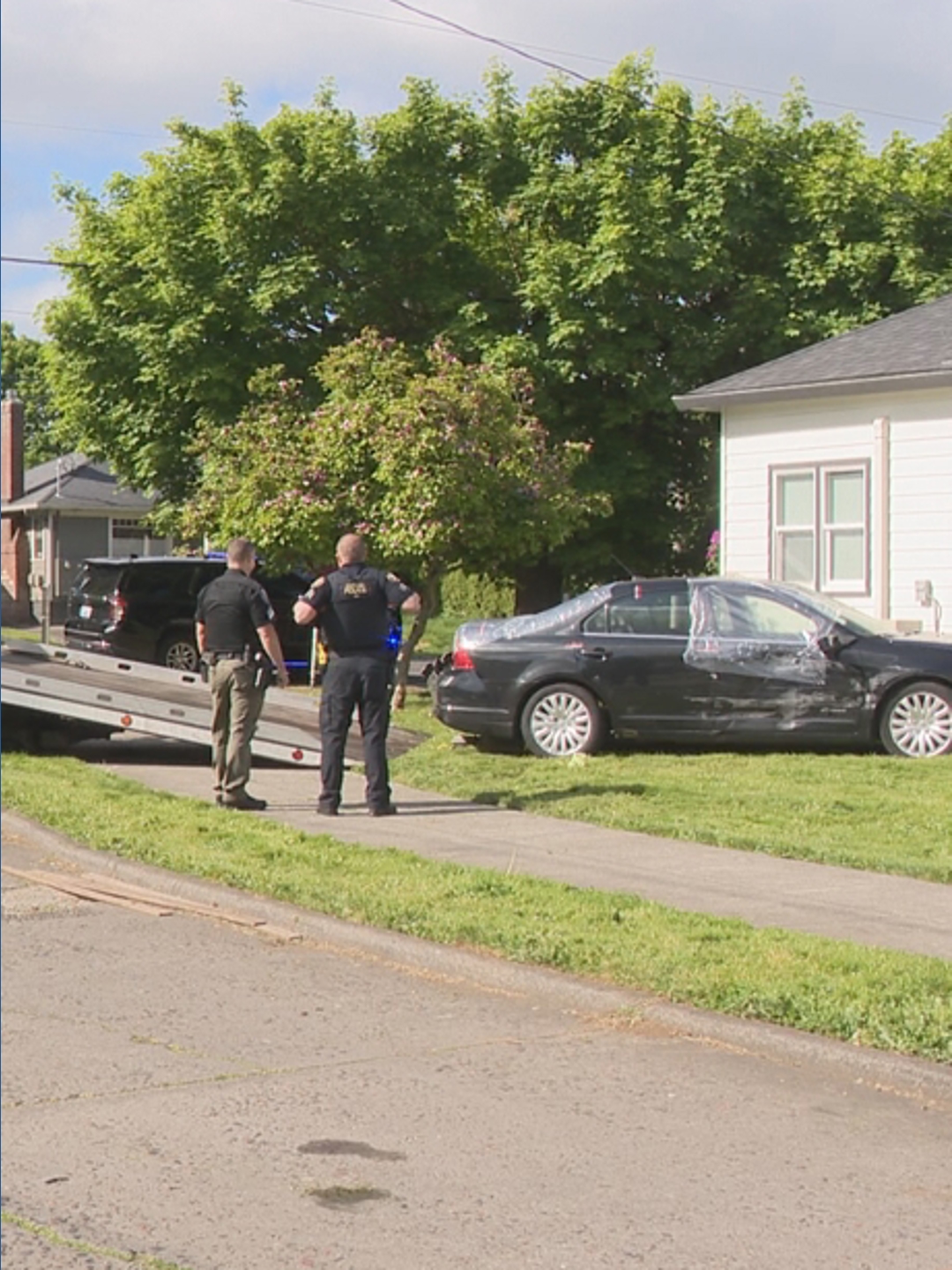 Washington armed robbery suspects arrested after chase ends in Portland ...
