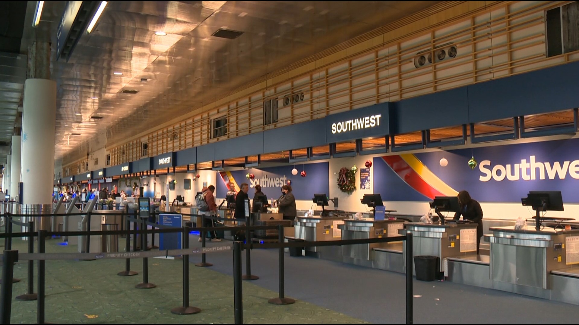 Portlanders Stranded By Southwest Airlines Flight Cancelations | Kgw.com