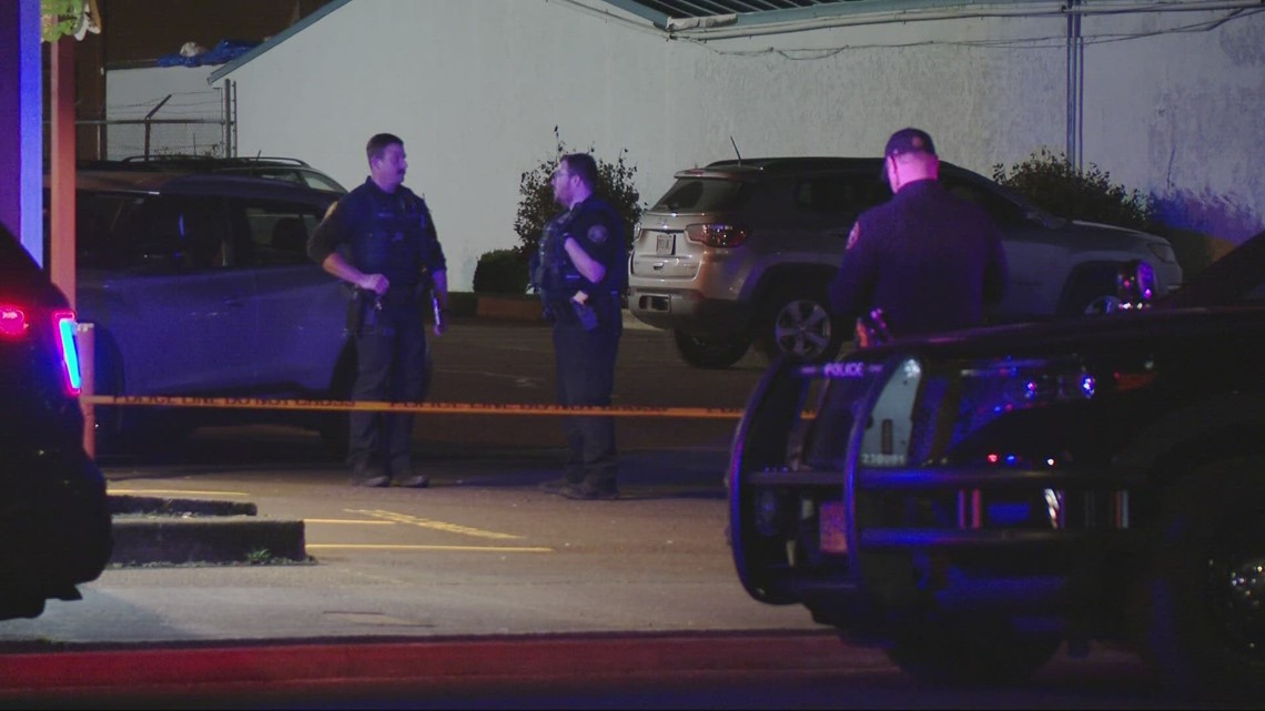 1 dead after shooting at Southeast Portland bar | kgw.com