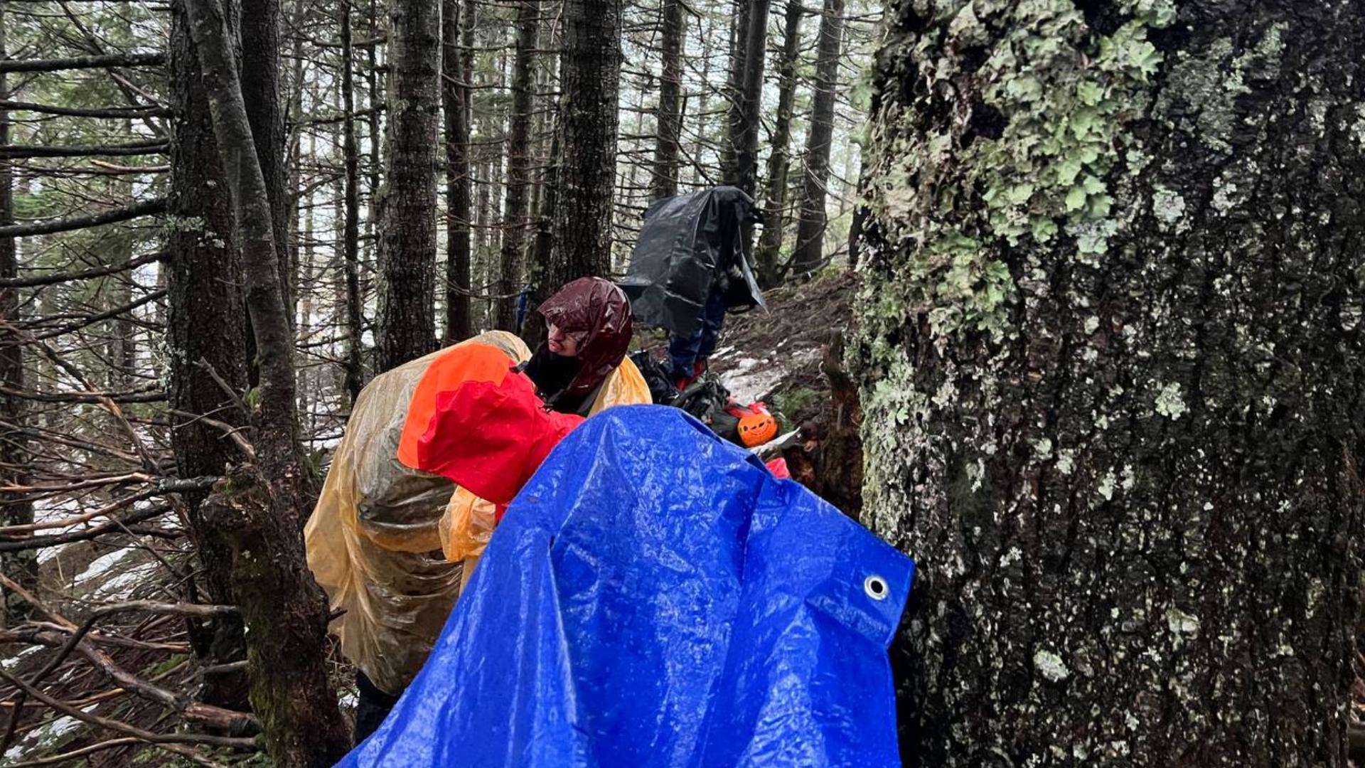 3 hikers rescued from Table Mountain in the Columbia River Gorge | kgw.com