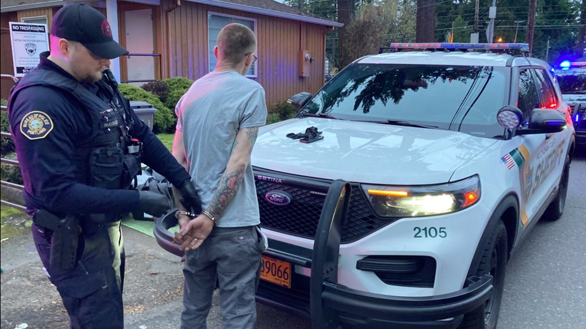 Arrests, stolen car recovered, gun seized in East Portland | kgw.com