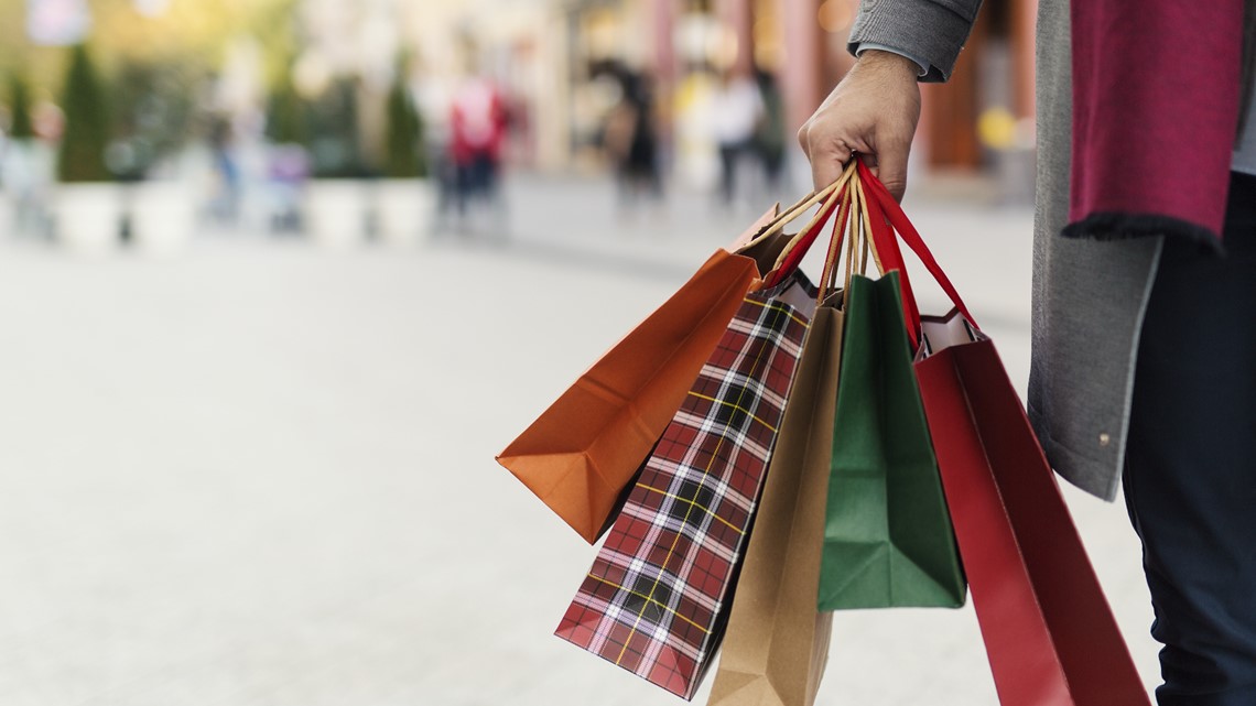 Holiday shopping outlook: Smaller discounts than in years past - Vimarsana News