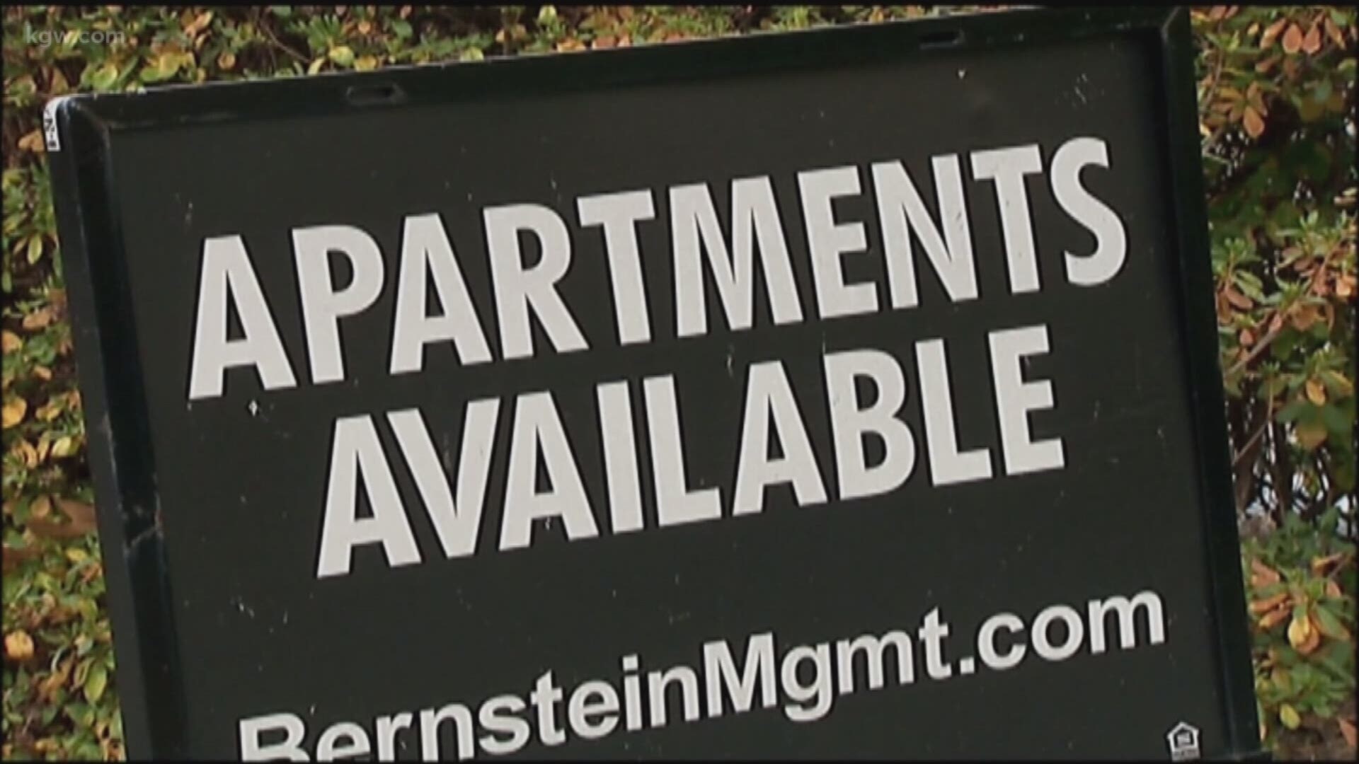 Portland’s renter protection ordinance is moving forward.