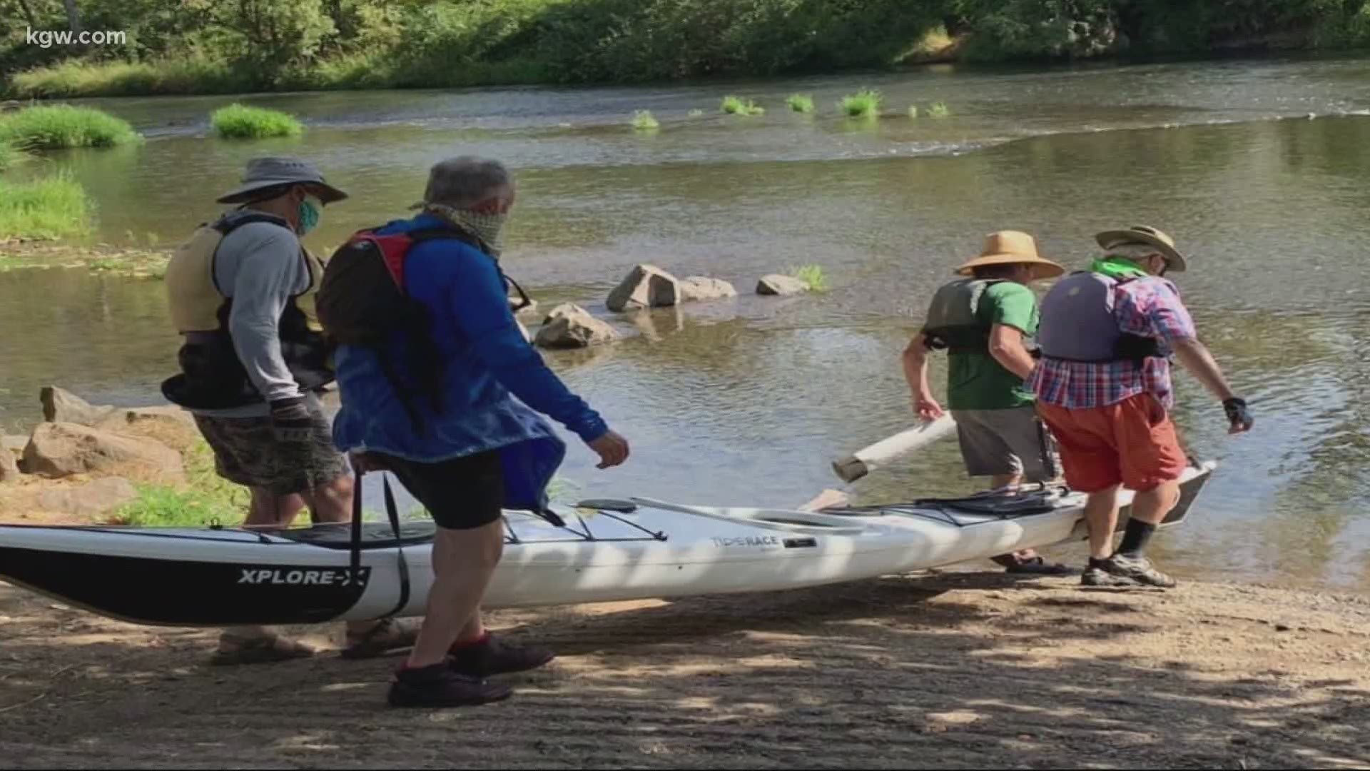 Willamette Riverkeeper set out with a small group of paddlers to make a statement about preservation and accessibility.