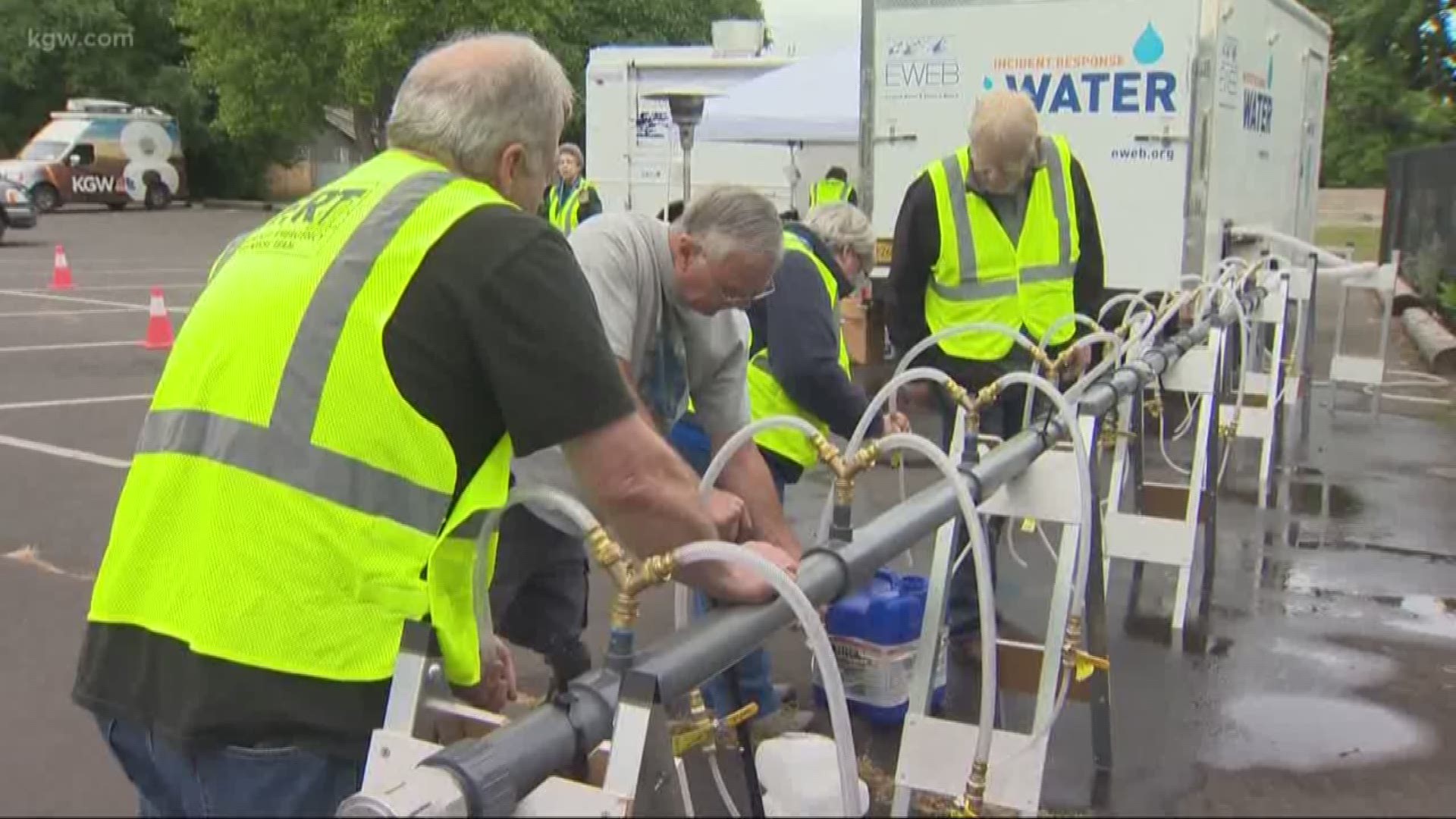 As Salem's water crisis continues, many residents are heading nort to Keizer to get their water. Here's where to get free water near Salem: https://on.kgw.com/2H5X5zq