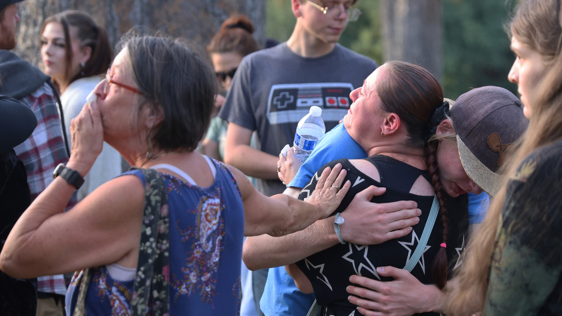 People in Bend shared messages of unity Monday night at a vigil to remember the victims of the Safeway shooting. Three people died including the alleged shooter.